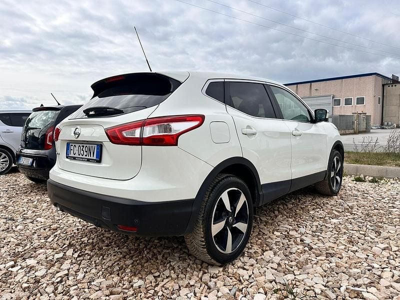 Occasion Nissan Qashqai Tekna 116 ch (85 kW) 2016 Blanc SUV