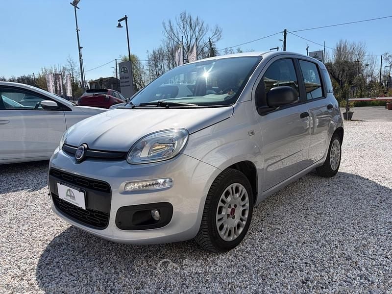 Usata Fiat Panda Easy 95 CV (69 kW) 2018 Argento Utilitaria
