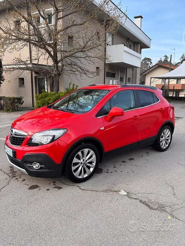 Usata Opel Mokka Cosmo 131 CV (96 kW) 2015 Rosso SUV