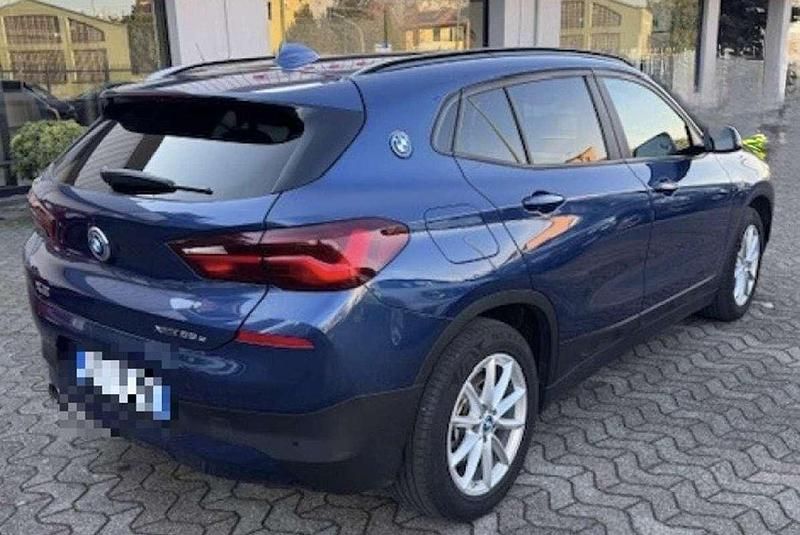 Usata BMW X2 125 CV (91 kW) 2022 Blu/azzurro SUV