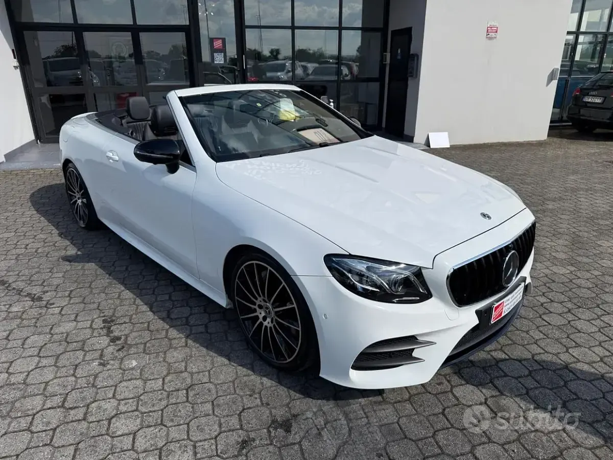 Usata Mercedes E350 Premium 286 CV (210 kW) 2020 Bianco Cabrio