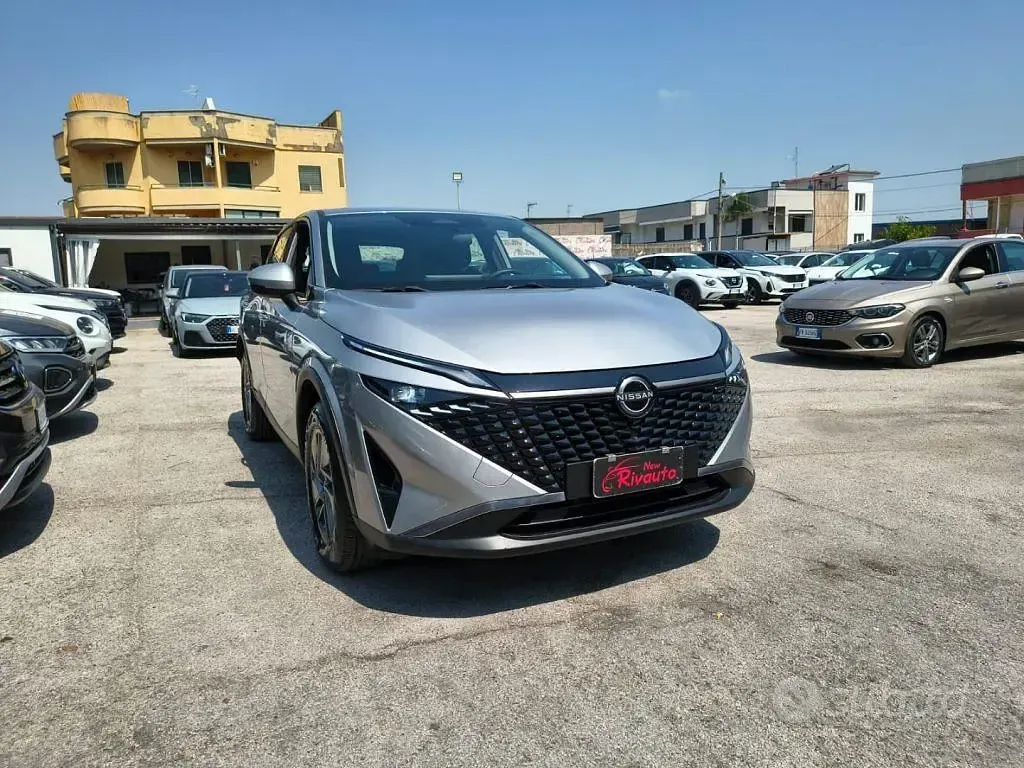 Usata Nissan Qashqai Acenta 140 CV (102 kW) 2025 Grigio SUV