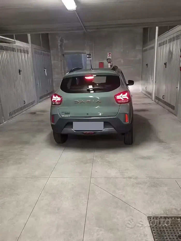Usata Dacia Spring 18 kW (25 CV) 2023 Verde Utilitaria