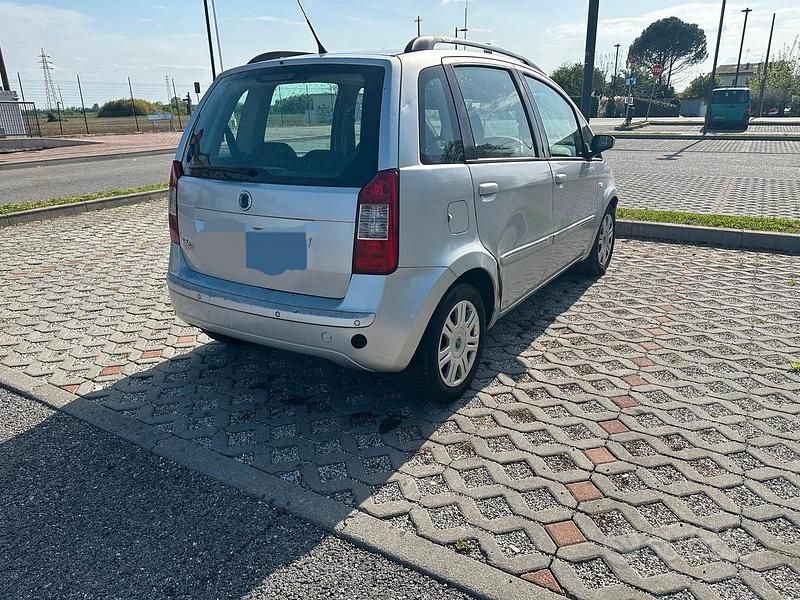 Usata Fiat Idea 2006 Grigio Monovolume