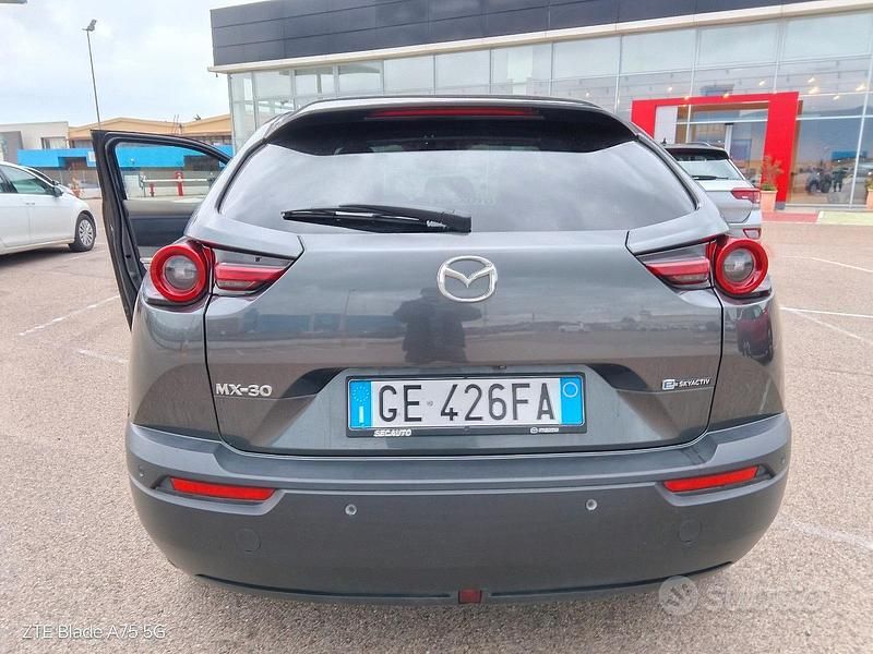 Usata Mazda MX30 106 kW (145 CV) 2021 Verde SUV