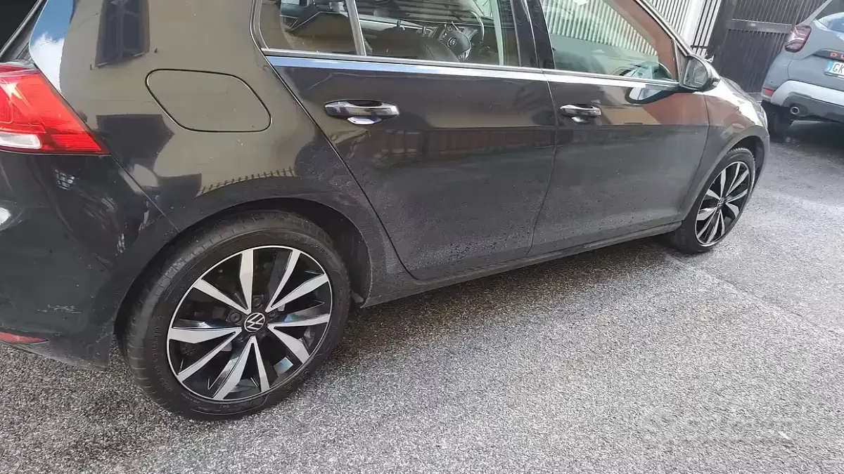 Usata VW Golf VII 110 CV (80 kW) 2016 Nero Berlina