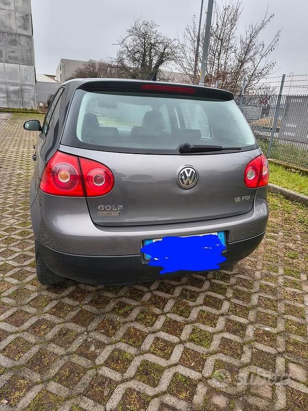 Usata VW Golf V 2007 Grigio Berlina