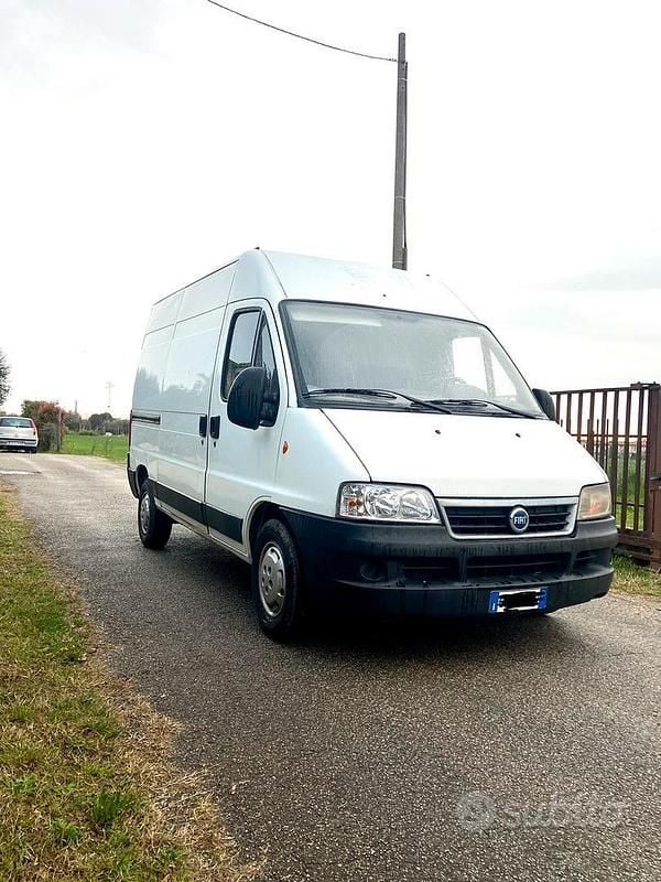 Usata Fiat Ducato 128 CV (94 kW) 2006 Bianco Furgone