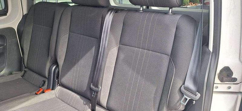 Begagnad VW Caddy 122 HK (89 kW) 2020 Vit Minibuss