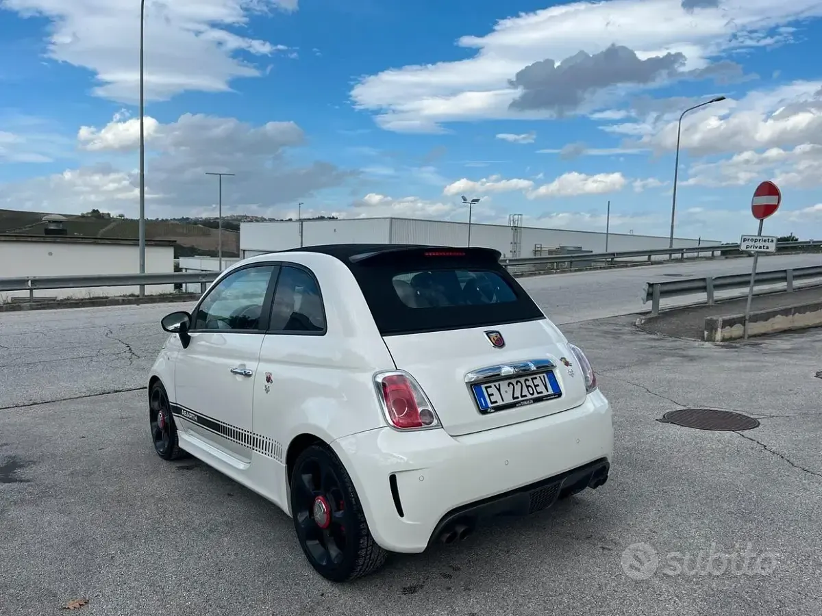 Usata Abarth 595C Turismo 160 CV (117 kW) 2014 Bianco Cabrio