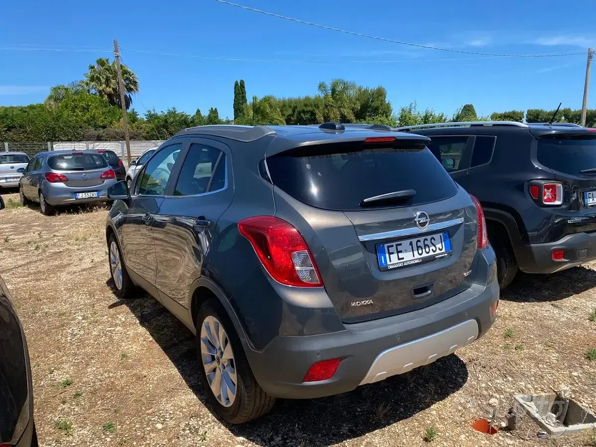 Usata Opel Mokka 136 CV (100 kW) 2016 Grigio SUV