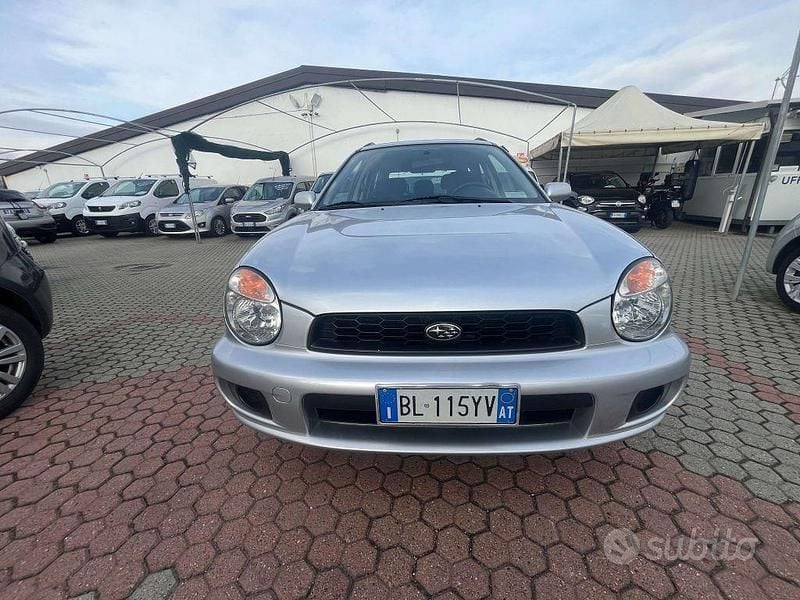 Usata Subaru Impreza 95 CV (69 kW) 2001 Grigio Station wagon