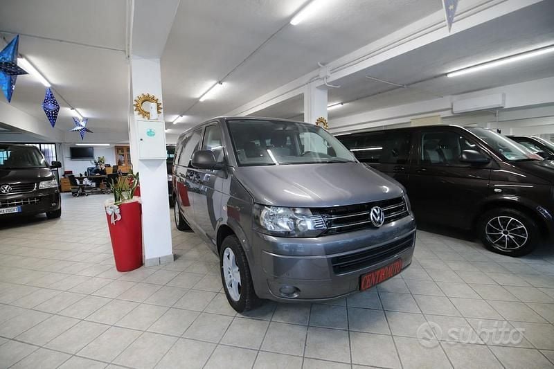 Usata VW T5 140 CV (102 kW) 2011 Grigio Furgone