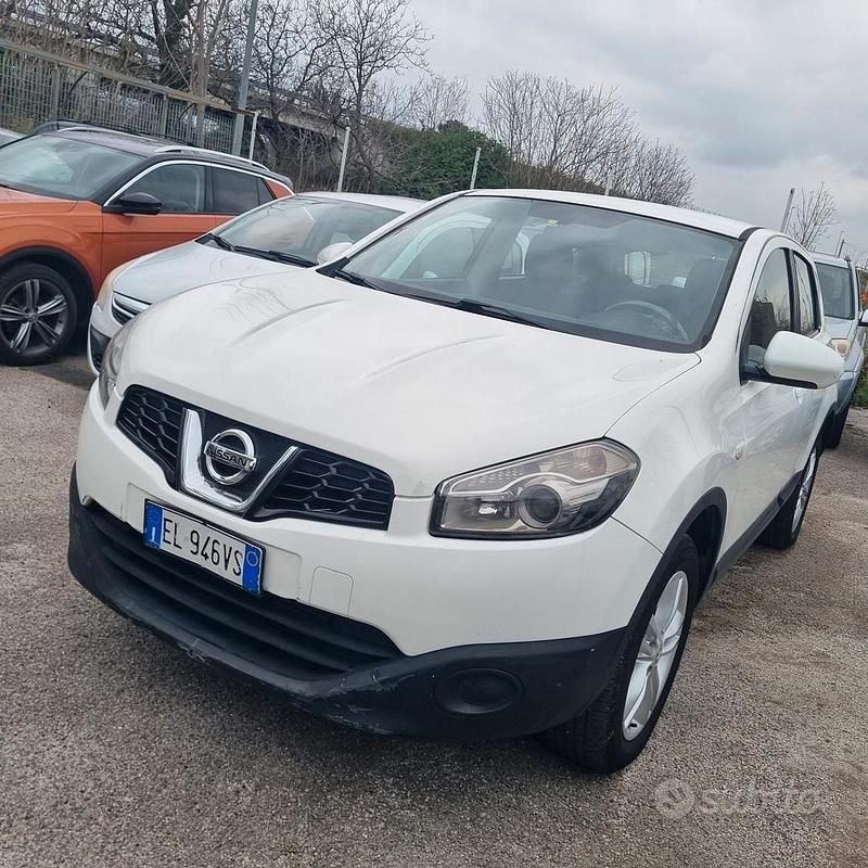 Usata Nissan Qashqai Acenta 110 CV (80 kW) 2013 Bianco SUV