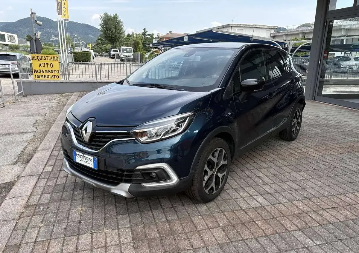 Usata Renault Captur Intens 118 CV (86 kW) 2018 Blu/azzurro SUV