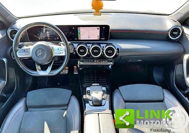 Usata Mercedes A180 Premium 116 CV (85 kW) 2019 Nero Berlina