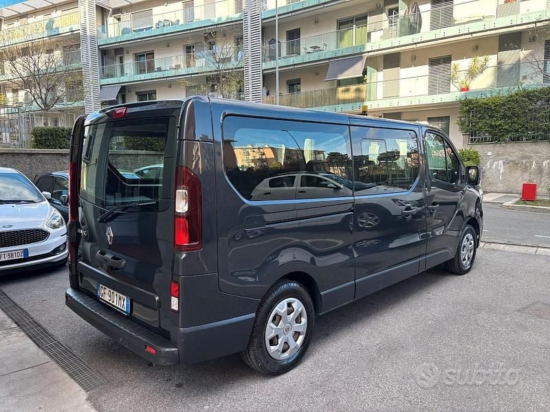 Usata Renault Trafic Intens 110 CV (80 kW) 2021 Grigio Monovolume