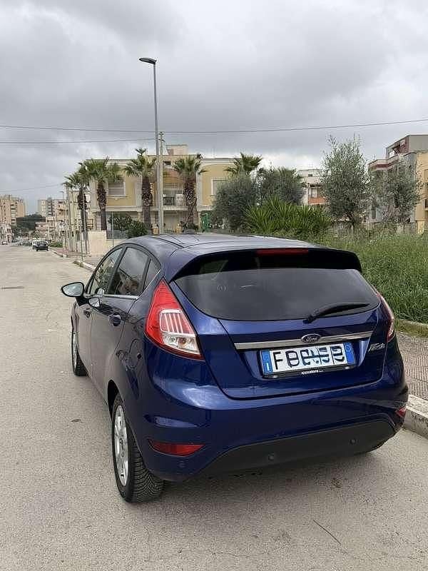 Usata Ford Fiesta Titanium 75 CV (55 kW) 2016 Berlina