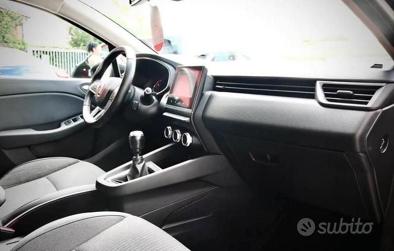 Brugt Renault Clio V Intens 101 HK (74 kW) 2020 Sort Hatchback