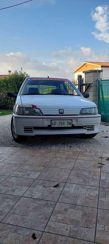 Usata Peugeot 106 98 CV (72 kW) 1994 Utilitaria