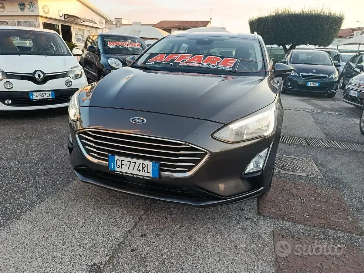 Usata Ford Focus Business Edition 120 CV (88 kW) 2021 Grigio Station wagon