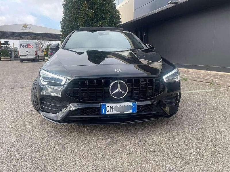 Usata Mercedes CLA200 Shooting Brake Edition 150 CV (110 kW) 2023 Nero Station wagon