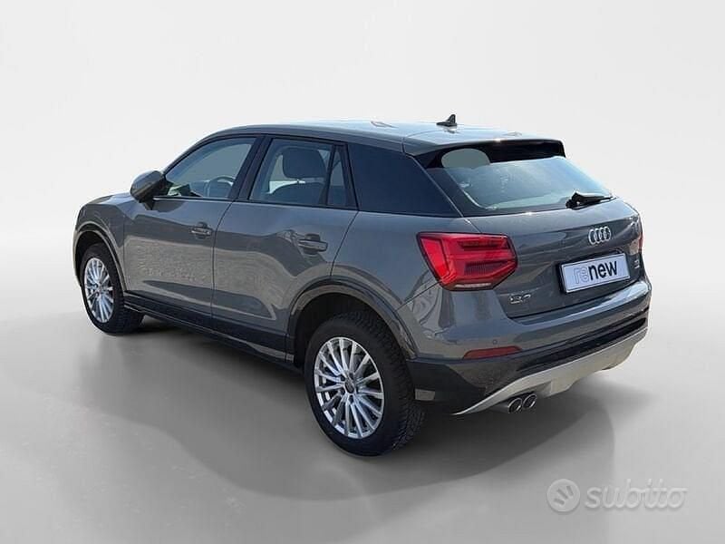 Usata Audi Q2 Business 150 CV (110 kW) 2017 Grigio SUV