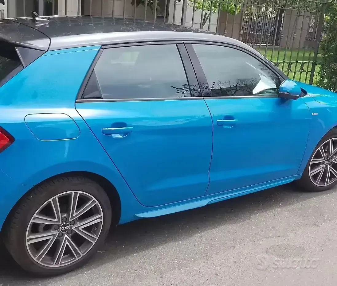 Usata Audi A1 110 CV (80 kW) 2021 Blu SUV