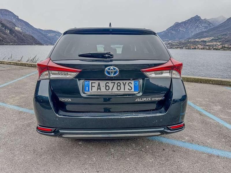 Usata Toyota Auris Touring Sports Lounge 99 CV (72 kW) 2015 Station wagon