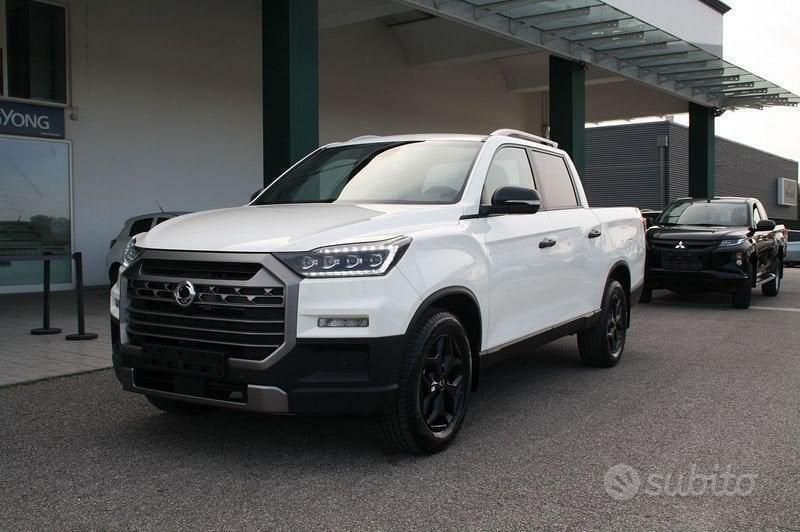 Bianco Nuova 2025 Ssangyong (KGM) Rexton SUV | 32.700 € - Immagine 1/4