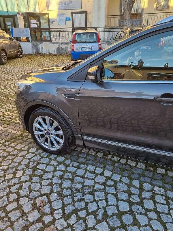 Usata Ford Kuga Vignale 150 CV (110 kW) 2018 Grigio SUV