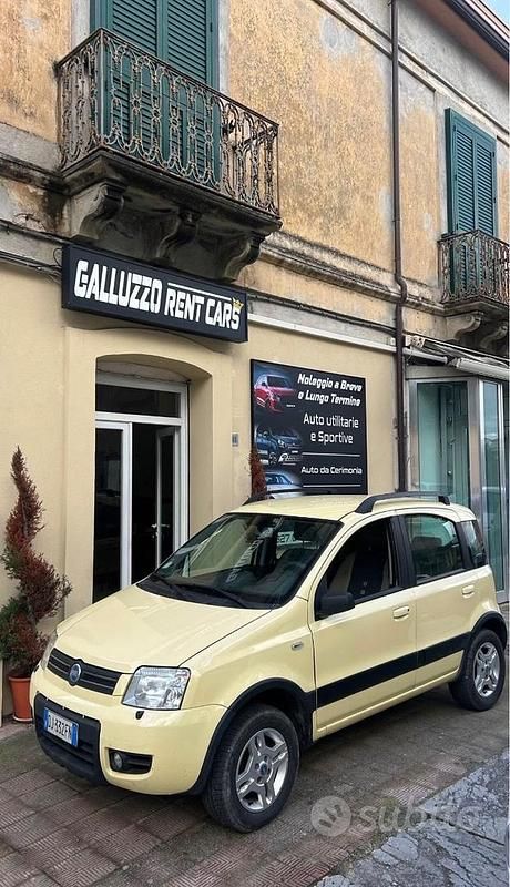 Usata Fiat Panda 4x4 69 CV (50 kW) 2007 Giallo Utilitaria