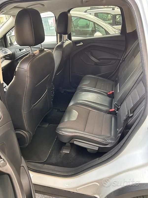 Usata Ford Kuga Vignale 180 CV (132 kW) 2016 Bianco SUV