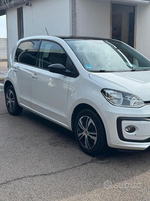 Usata VW up! 60 CV (44 kW) 2020 Bianco Utilitaria