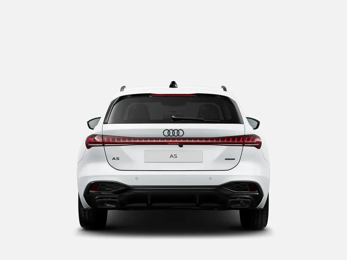 Nuova Audi A5 S-Line 367 CV (269 kW) 2026 Bianco ghiaccio metallizzato Station wagon