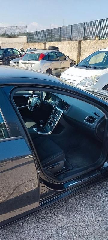 Usata Volvo V60 2015 Grigio Station wagon