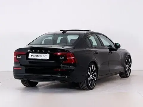 Usata Volvo S60 Ultimate 250 CV (183 kW) 2024 Nero Berlina