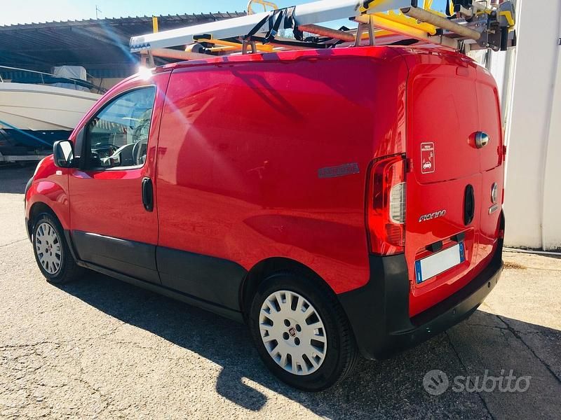 Usata Fiat Fiorino 95 CV (69 kW) 2016 Rosso Monovolume