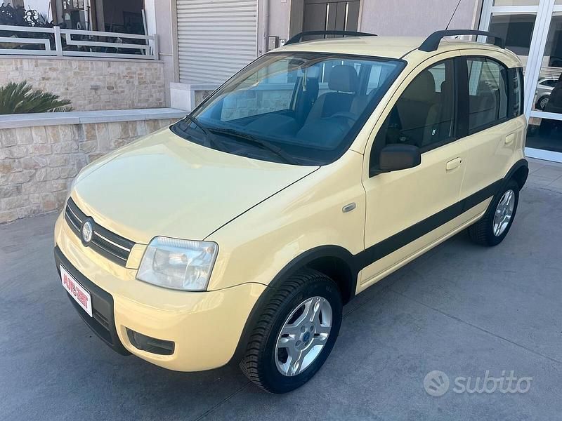 Occasion Fiat Panda 4x4 Cross 69 ch (50 kW) 2007 Jaune Citadine