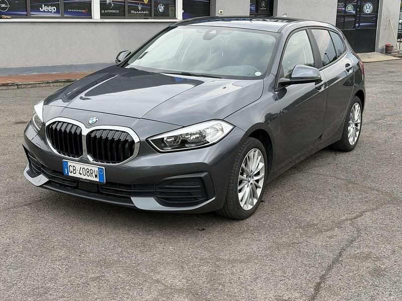 Usata BMW 116 Advantage 116 CV (85 kW) 2020 Grigio Utilitaria