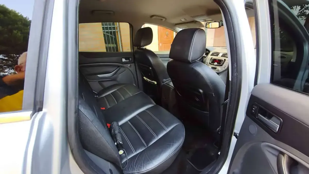 Usata Ford Kuga Titanium 163 CV (119 kW) 2011 Grigio SUV