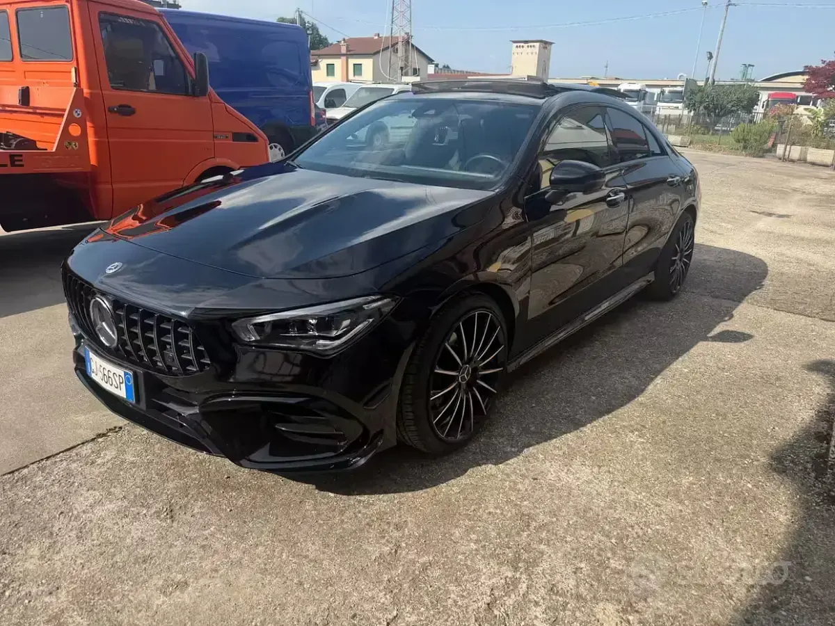 Usata Mercedes CLA200 Premium 163 CV (119 kW) 2022 Nero Coupé