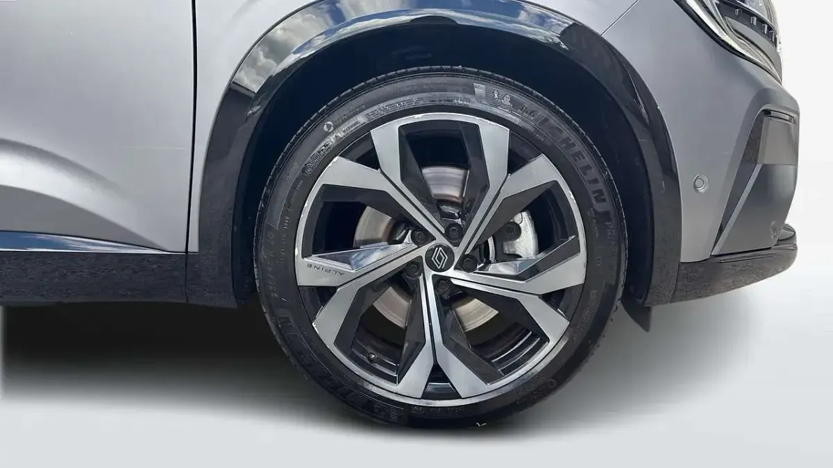 Usata Renault Austral Iconic 199 CV (146 kW) 2023 Grigio SUV
