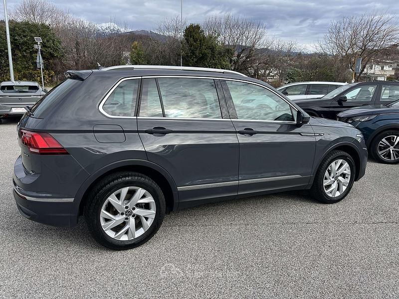 Usata VW Tiguan Life 150 CV (110 kW) 2021 Grigio SUV