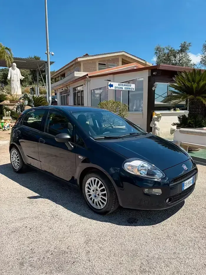 Usata Fiat Punto 90 CV (66 kW) 2018 Utilitaria