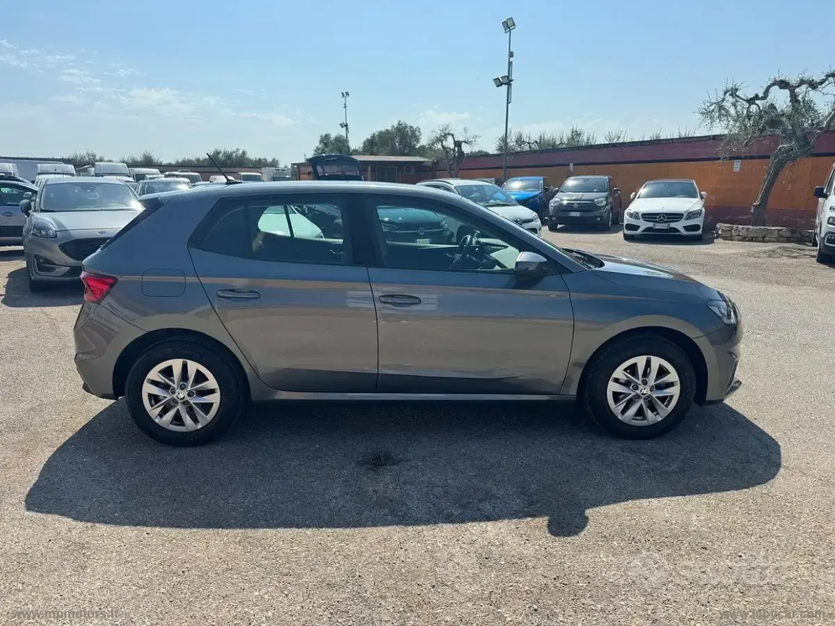 Usata Skoda Fabia Ambition 80 CV (58 kW) 2022 Grigio Utilitaria
