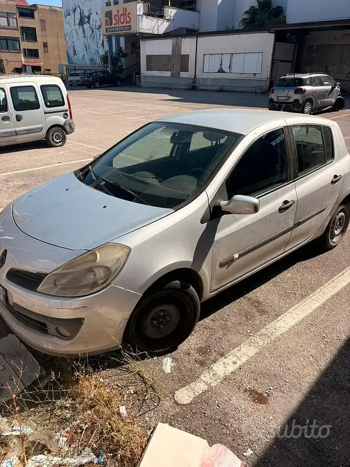 Usata Renault Clio II 2006 Grigio Utilitaria