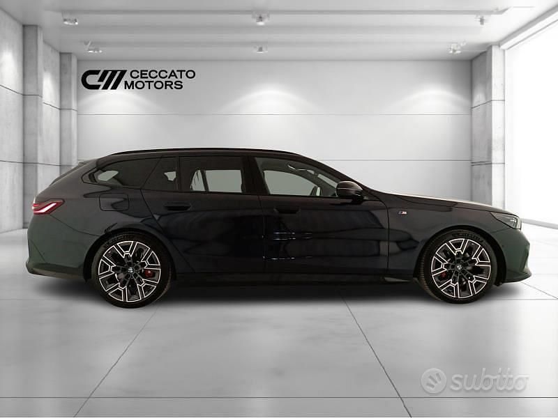 Usata BMW 520 M Sport 197 CV (144 kW) 2024 Nero Station wagon