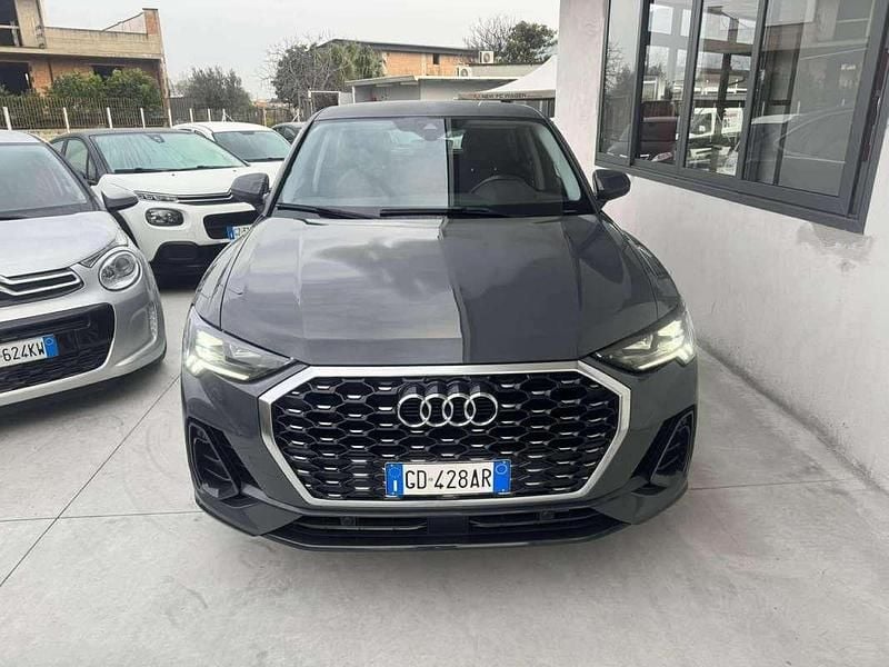 Usata Audi Q3 Ambiente 150 CV (110 kW) 2020 Grigio SUV