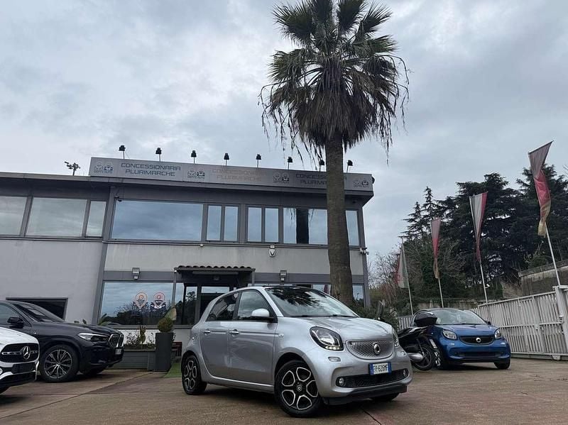 Argento Usata 2018 Smart ForFour Passion Utilitaria | 11.200 € (Buon prezzo) - Immagine 1/4